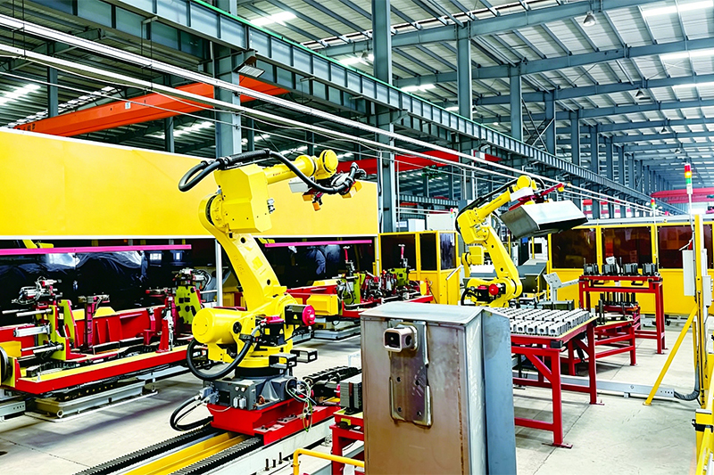 Bucket intelligent production line