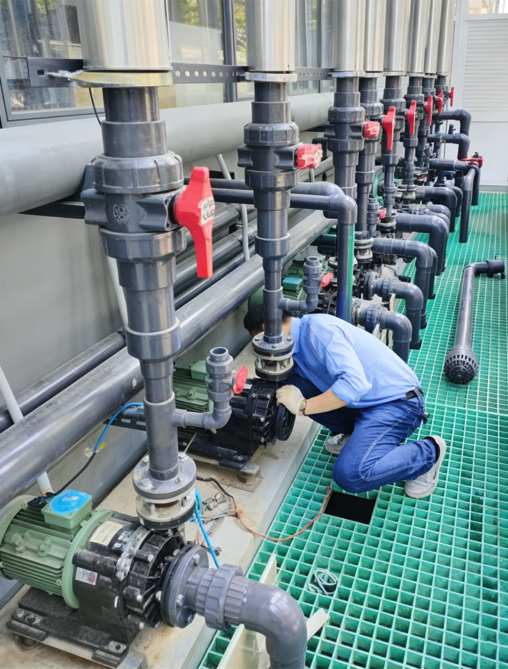Heavy Duty Magnetic Drive Pump Industrial Fluid Transfer